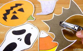 How to Make a Halloween Mobile: 10 Steps (with Pictures)